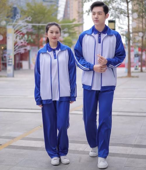 校服怎么穿出情感记忆_为什么校服让人怀念