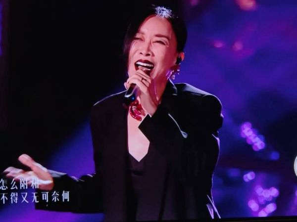 那英唱歌情感表达_那英如何唱出深情
