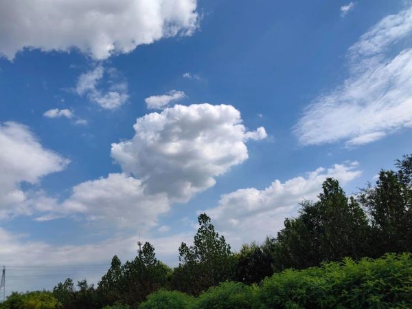 如何用天空表达情感_天空颜色代表什么情绪