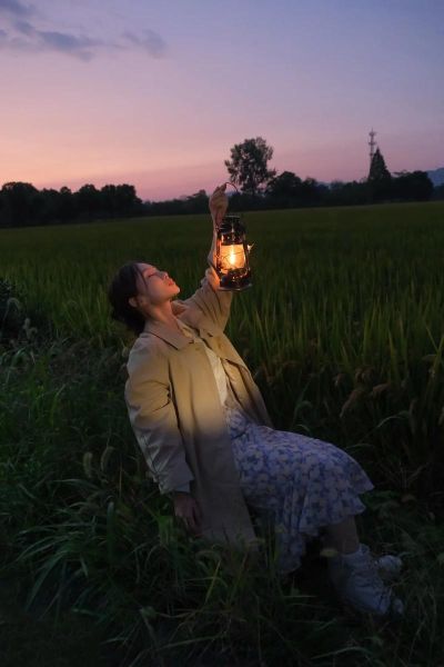 为什么朋友圈配图越来越伤感_如何拍出治愈系氛围