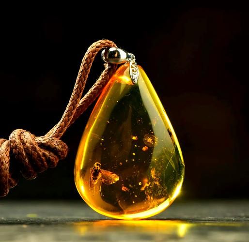 琥珀代表什么情感_琥珀寓意爱情吗