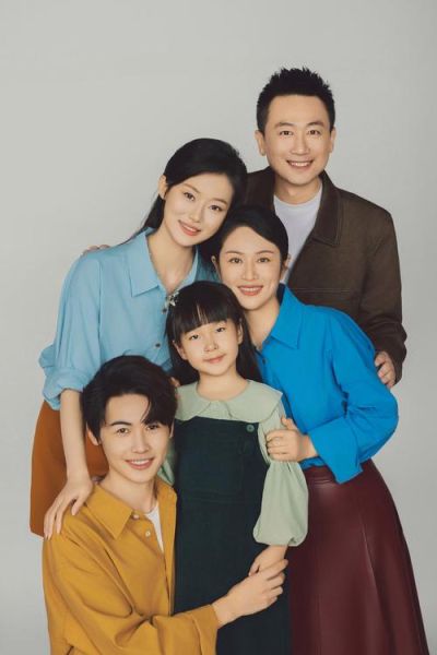 家庭照片怎么拍才温馨_家庭照片如何表达情感