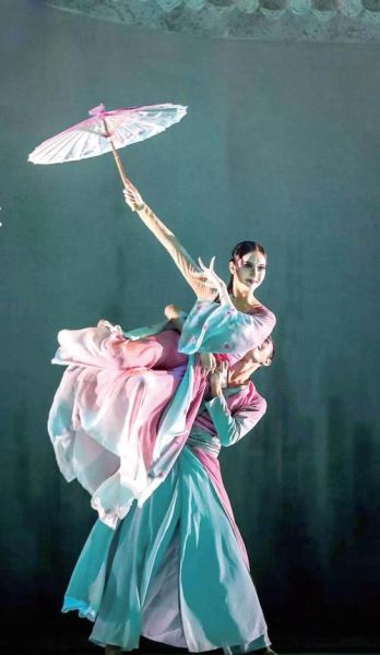 舞蹈如何表达情感_情感舞蹈有哪些类型