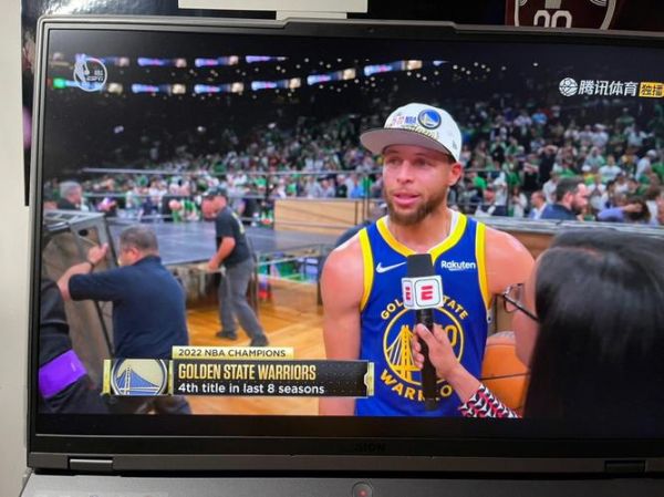 库里为什么哭_库里哭了代表什么