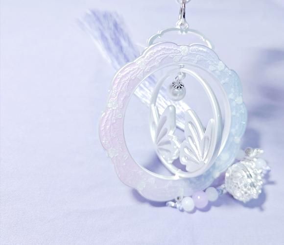 蝴蝶代表什么情感_蝴蝶象征爱情吗